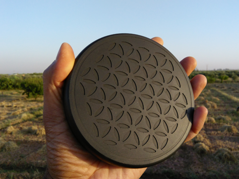 holding black orgone chargeplate