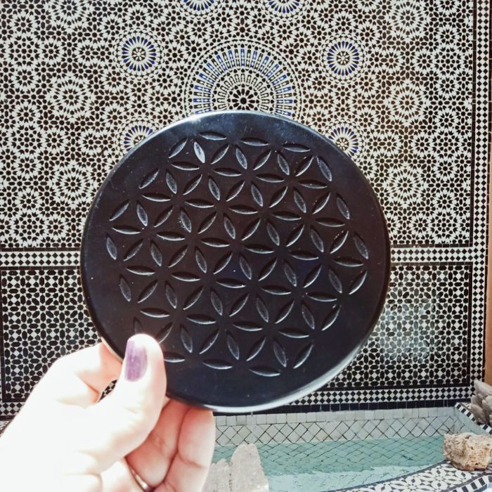black charge plate moroccan fountain